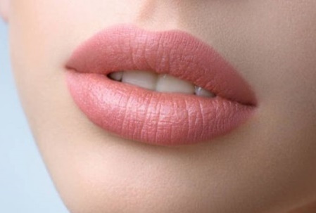 delineado de labios